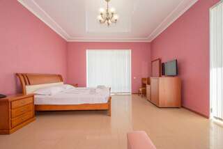 Гостиница Парадиз Резорт Судак Двухместный номер Делюкс с 1 кроватью и видом на море-3