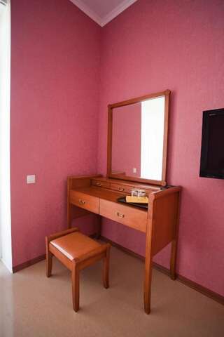 Гостиница Парадиз Резорт Судак Двухместный номер Делюкс с 1 кроватью и видом на море-12